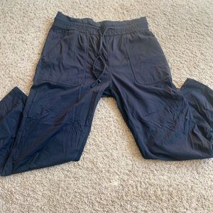 Lululemon straight leg jogger